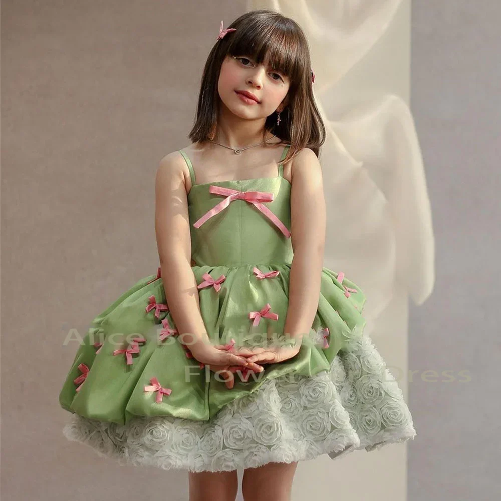 

Green Spaghetti Straps Flower Girl Dress With Pink Bow A-Line Puff Flowers Dress First Communion Birthday Party Gowns Customized