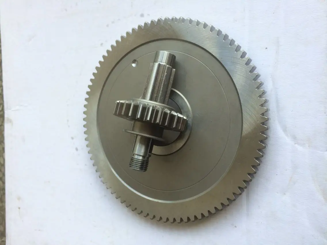 

Arm vertical milling machine milling head accessories A58+60+62 original Taiwan Province size gear shaft.