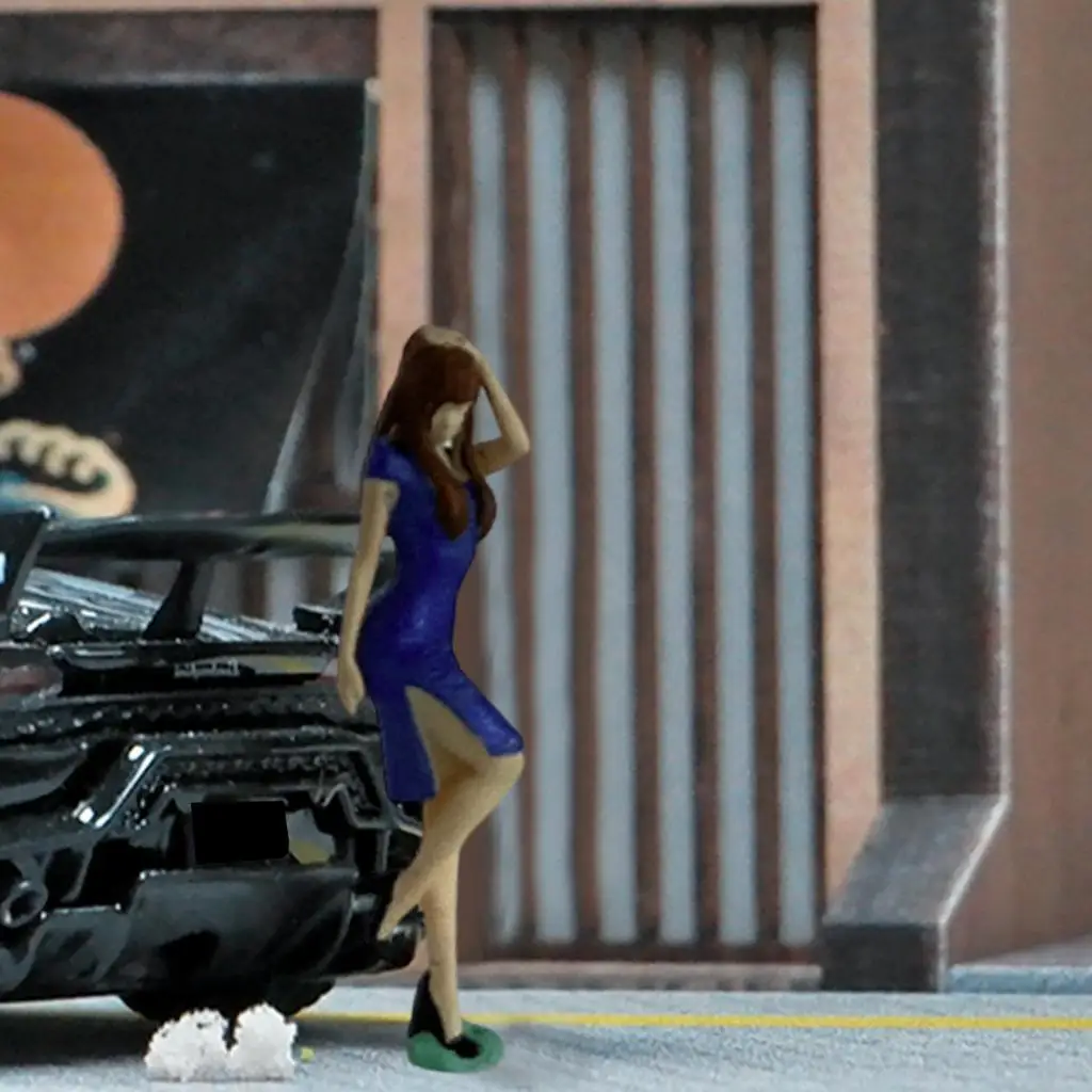

1/64 Scale Model Figures Photography Props 1/64 Model Women Figures for Desktop