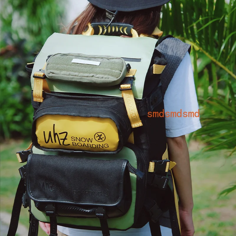 Outdoor sports backpack Multifunctional backpack Waterproof computer bag Large capacity schoolbag