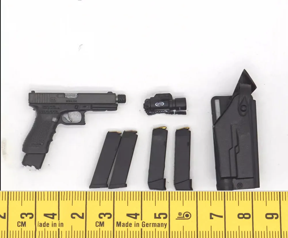 1/6 DAMTOYS DAM 78103S The Russian Soldier Man The Secondary Weapon G17 Clips Holster PVC Material For 12