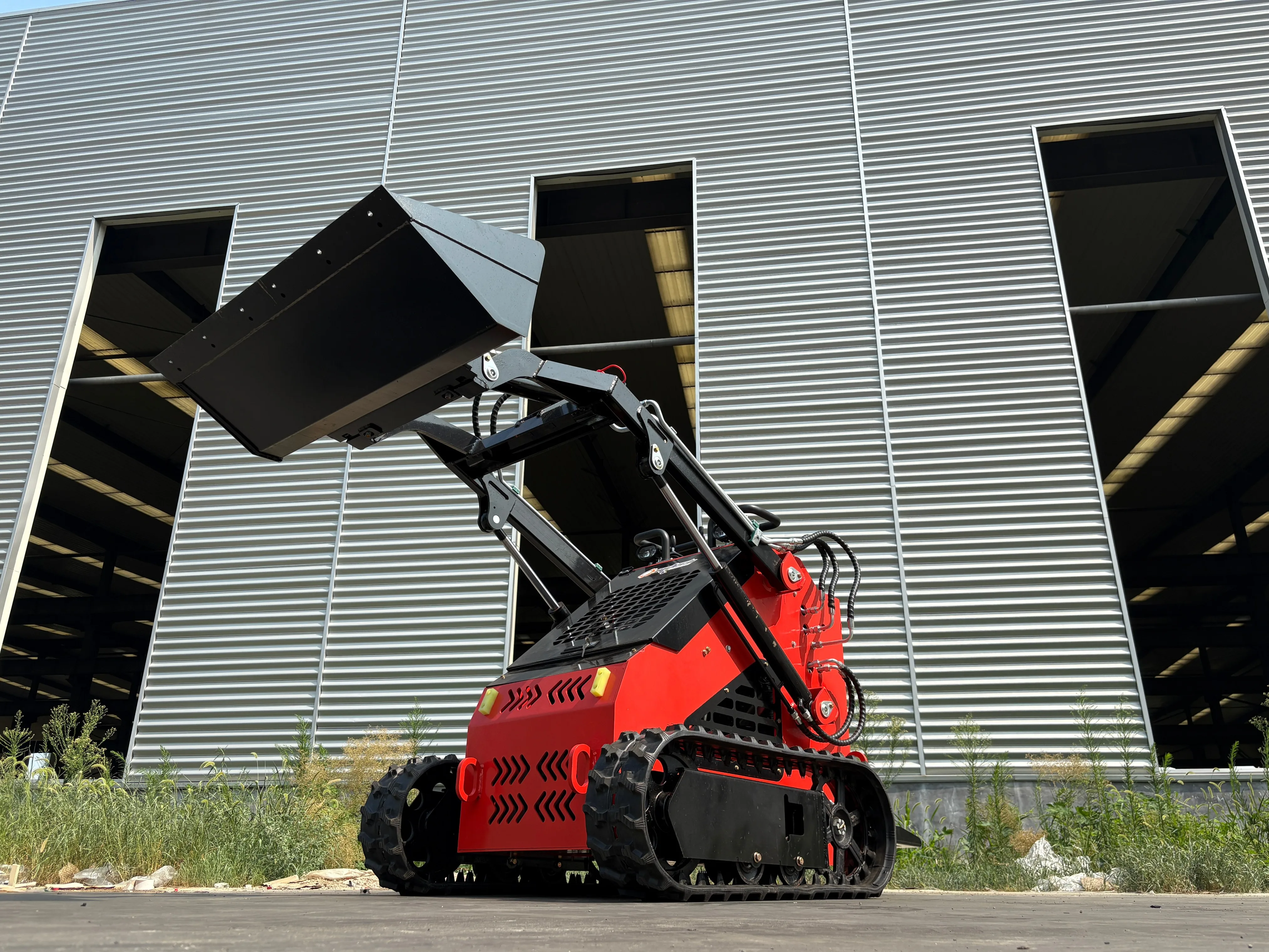 

Индивидуальный двухцилиндровый профессиональный дизельный мини-погрузчик с бортовым поворотом и гусеничный погрузчик Быстрая доставка по доступной цене