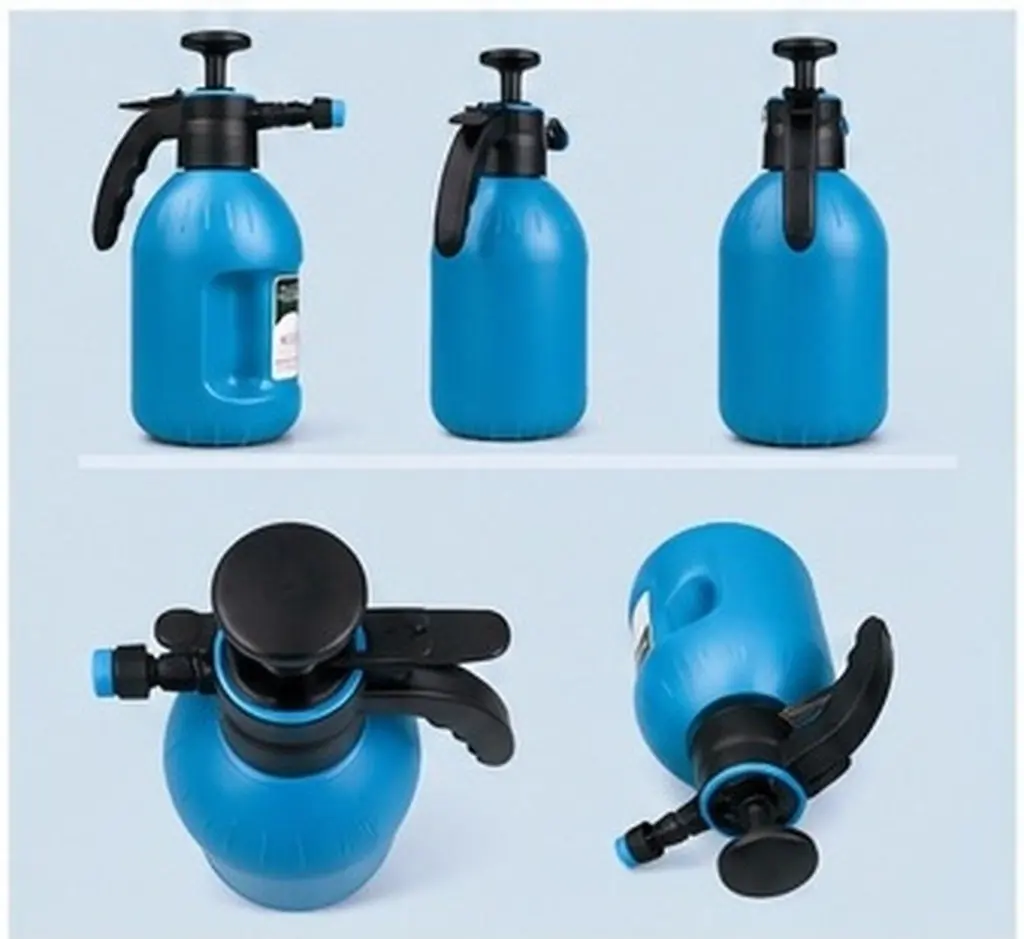 1Pcs Air Pressure Watering Pot 1.5L Blue Durable Thickened Plastic Nozzle Easy Hand Hold Antiskid Gardening Watering Spray Can