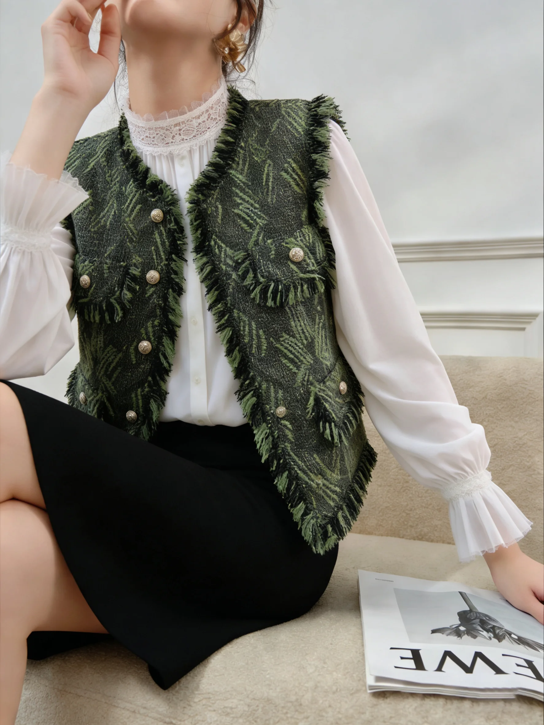 

Sli een Knitted Layered Vest Women's Sle 2026 Trendy Age-Defng Spring Faion Le Pattern Single Button Closure
