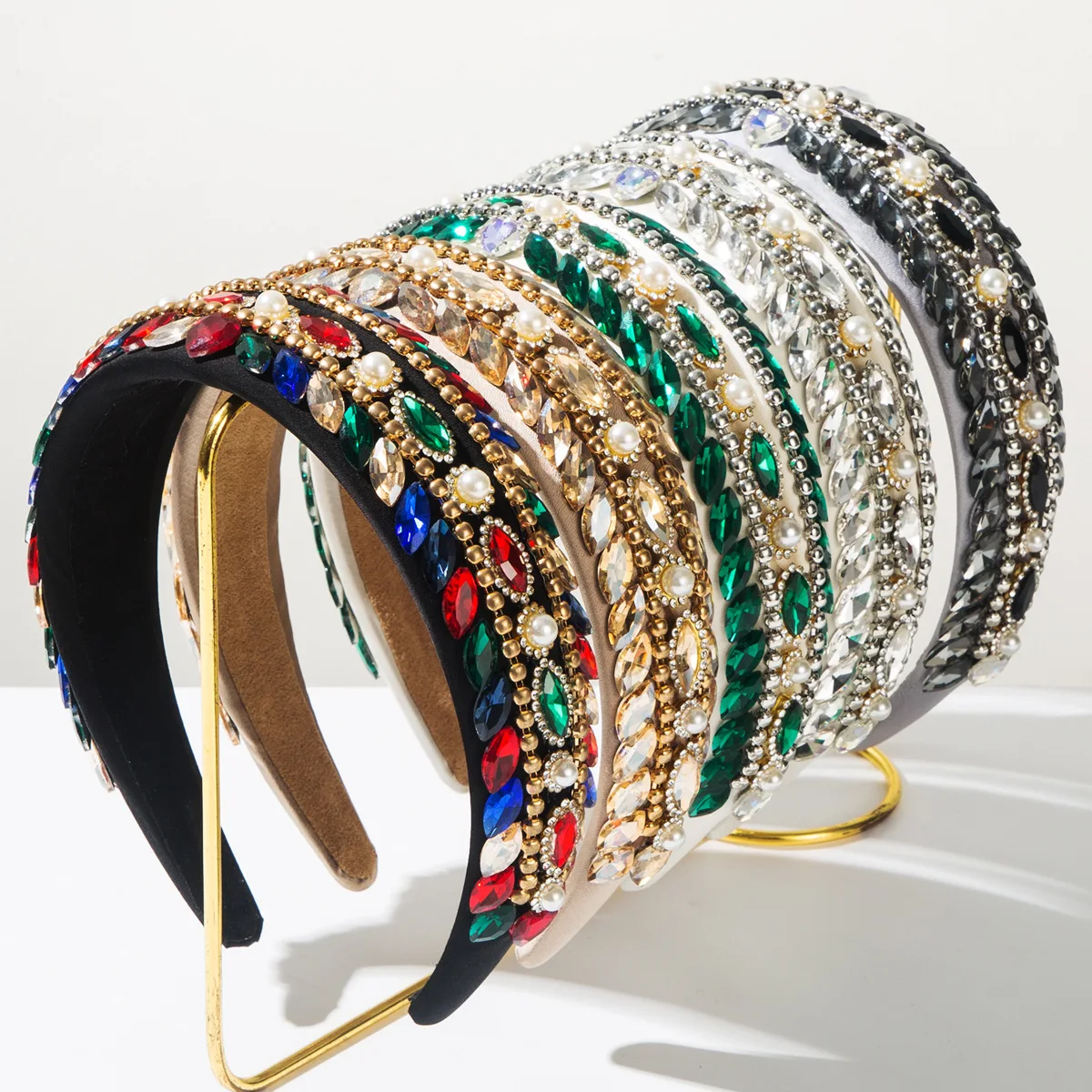 

New Retro Baroque Diamond Headband Heavy Industry Inlaid with Diamonds Super Flash High-end Pearl Hair Accessories