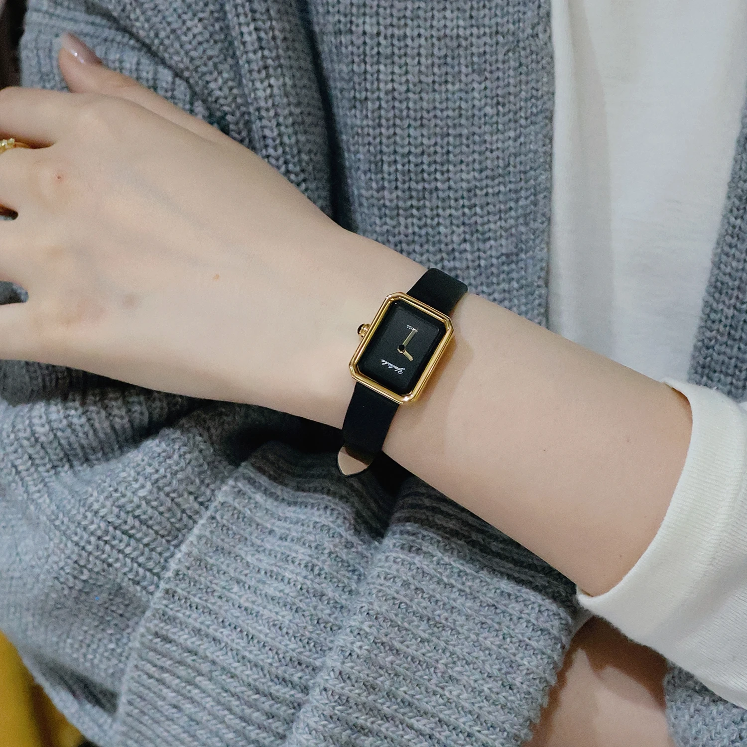 Relógio Feminino Pequeno Preto - Luxury Watch Level avaliação e preço
