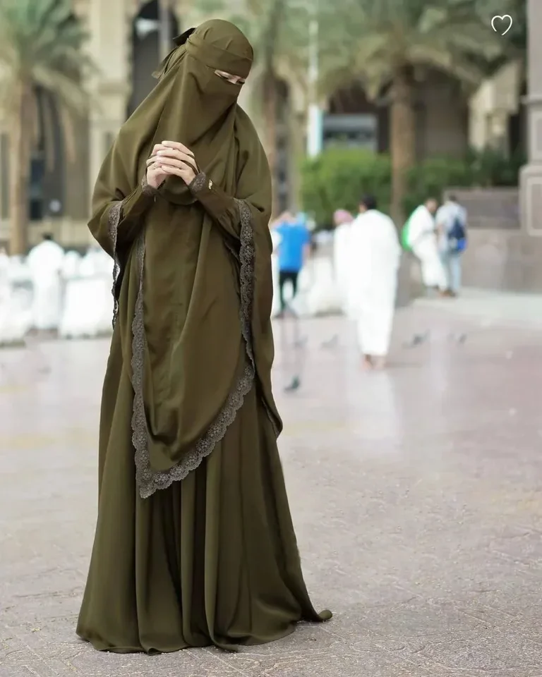 

Muslim women's abaya Middle East Dubai abaya Turkish Islamic zipper dress Elegant dress for Arab women in Lent