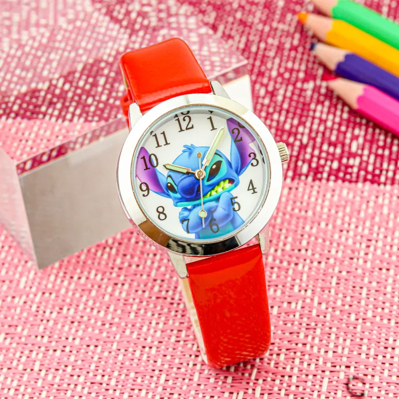 Disney Stitch นาฬิกาเด็กการ์ตูน PU Strap Analog นาฬิกาเด็กนาฬิกาควอตซ์เด็กของขวัญสําหรับนักเรียนชั้นประถมศึกษา