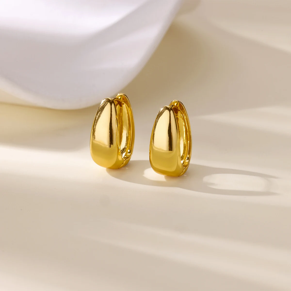 

Vintage Geometric Hoop Earring For Women Girl Stainless Steel Gold Color Piercing Earring 2025 New Trend Fashion Wedding Jewelry