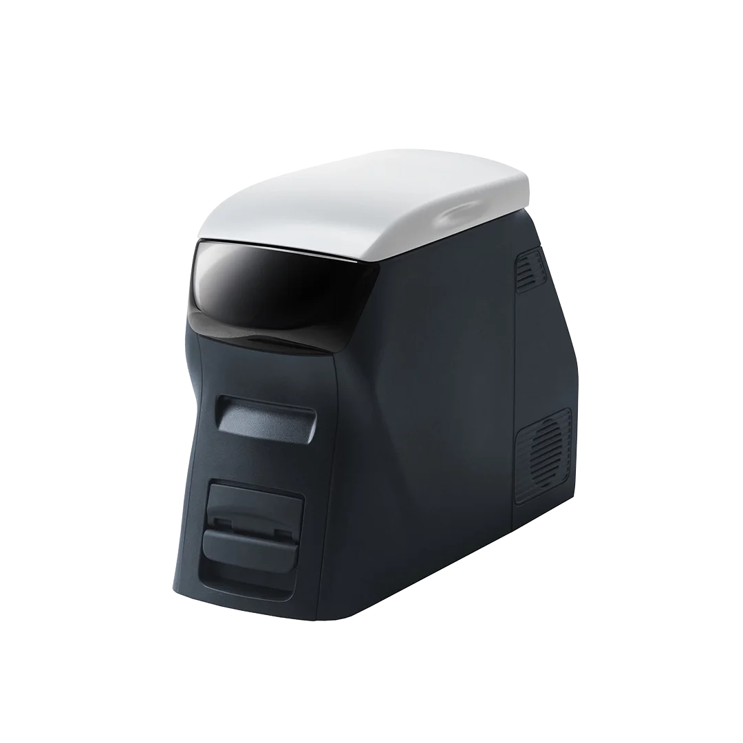 

Островный холодильник с тройным контролем температуры для использования в автомобиле