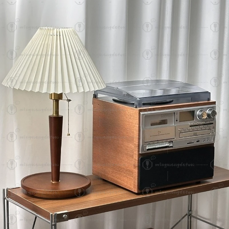 Retro Vinyl & CD All-in-One Player, Bluetooth Speaker Multifunctional Cassette Player Living Room Decor with FM Radio