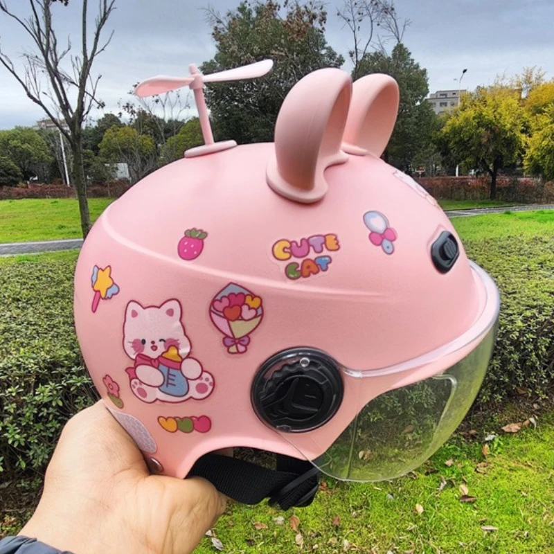 

Child Safety Helmet Ear Protection Unisex Design National Standard 3C Certified for 1-5 Years Old Boys Girls Electric Vehicle