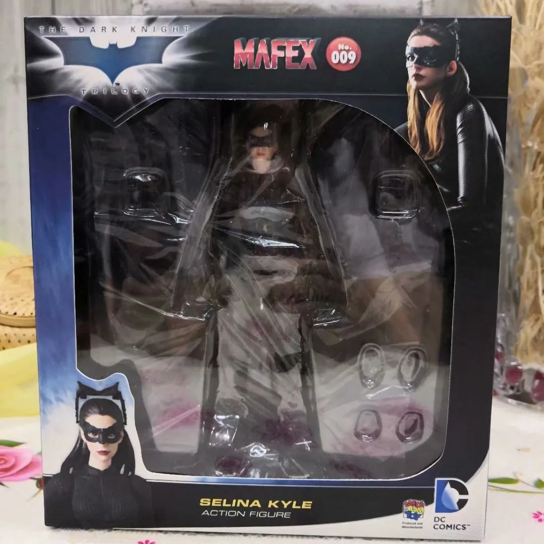 MAF EX 009 Catwoman The Dark Knight Rises Batman Movie Action Figure Model