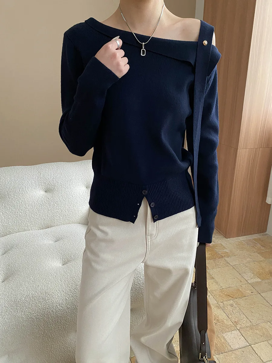 

Women's casual solid color temperament fashionable slanted shoulder ribbon button slit knit sweater