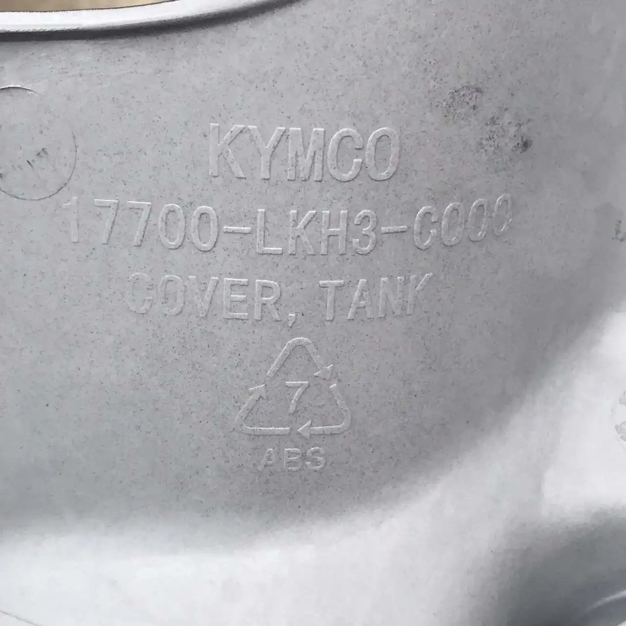 Motorcycle Front Cover of Fuel Tank for Kymco Ck1 Ck125-7e