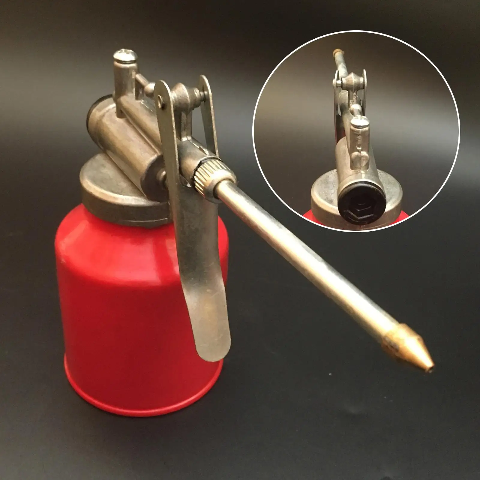 

High Pressure Hand Pump Oiler with Spout High Pressure Oil Spray Bottle High