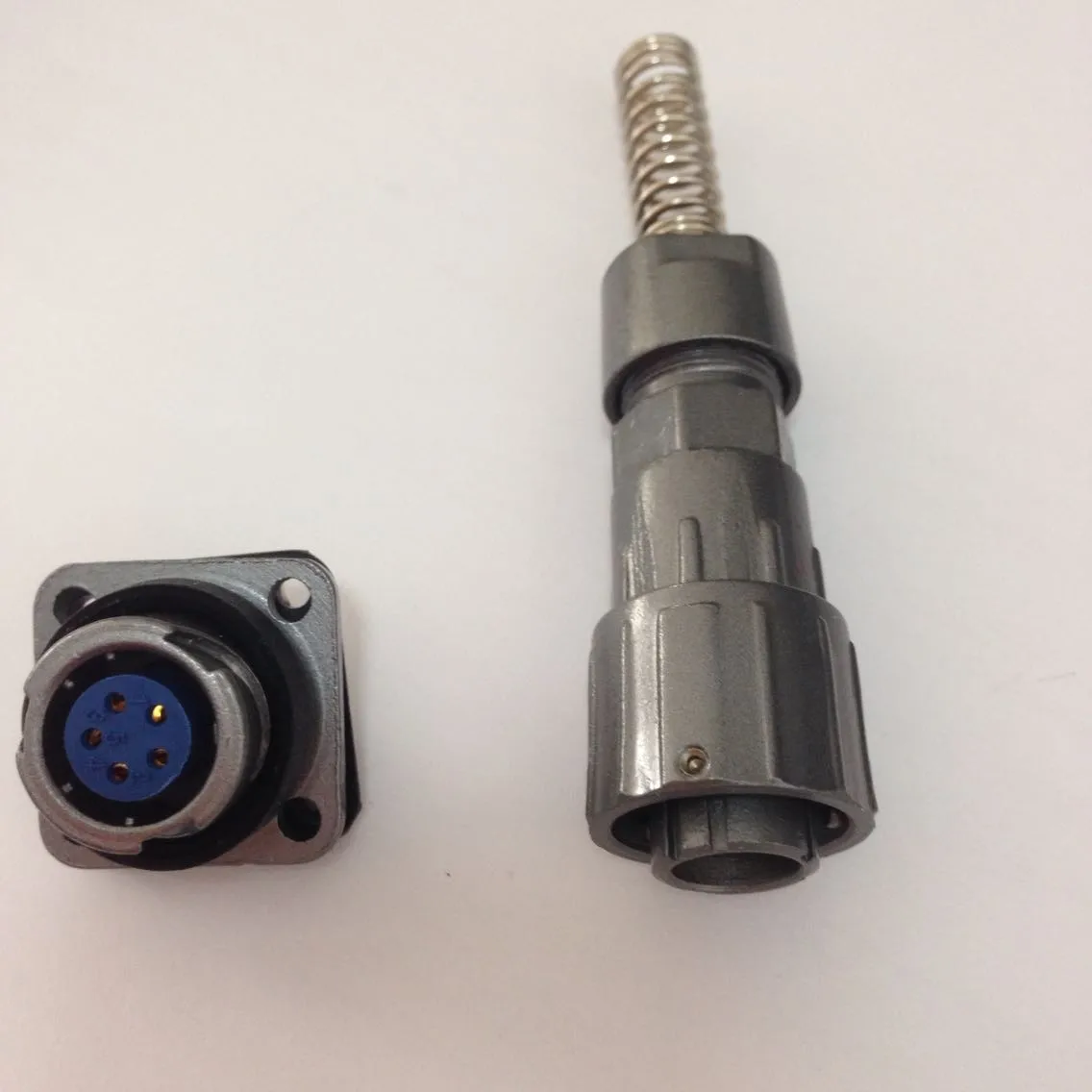 

FQ Circular Waterproof Connector FQ14-2T/3T/4T/5T/6T/7T/9T Aviation Plugs Various Models