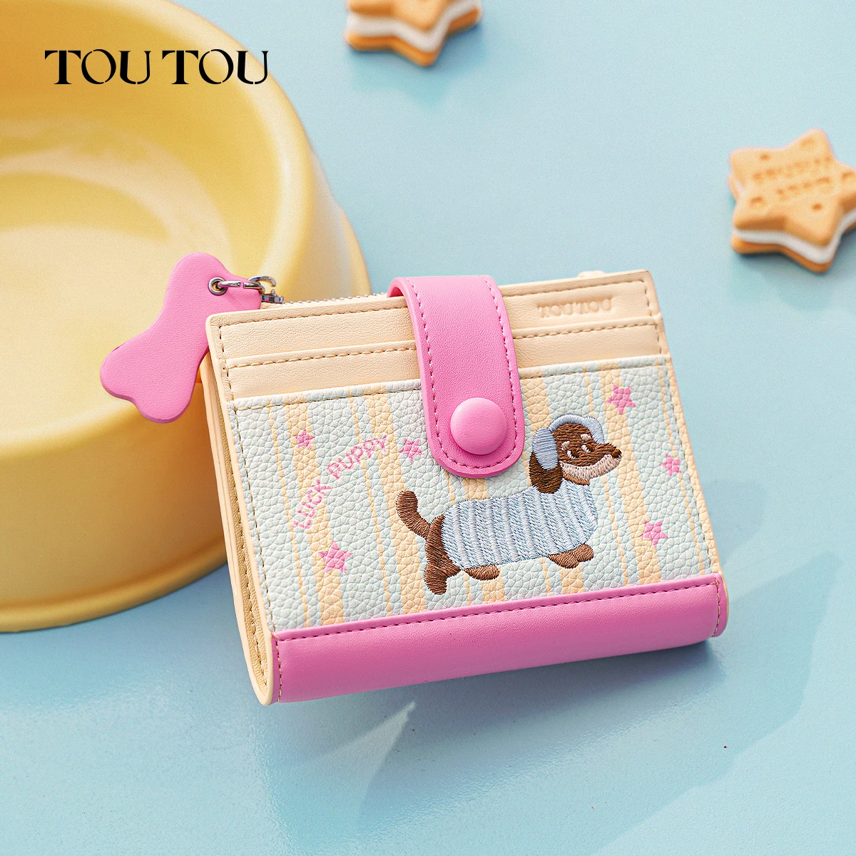 TOUTOU Cute Dachshund Embroidery Women Short Wallet, Multi Card Slots Zipper Coin Purse with Bone Pendant