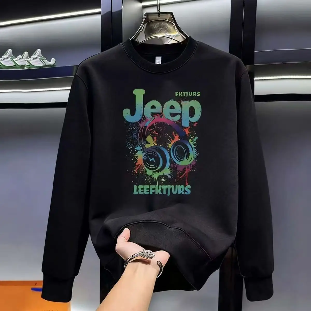 Jeep Men's Popular Casual Thickened Sweatshirt, Loose Oversized Fit, Men's Round Neck Long Sleeve Top