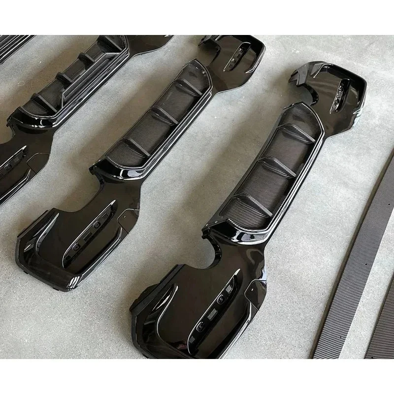 Best SellingCar Accessories MP Style Glossy Black carbon look Rear Diffuser Fit 1 Series F20 Rear lipHigh Quality