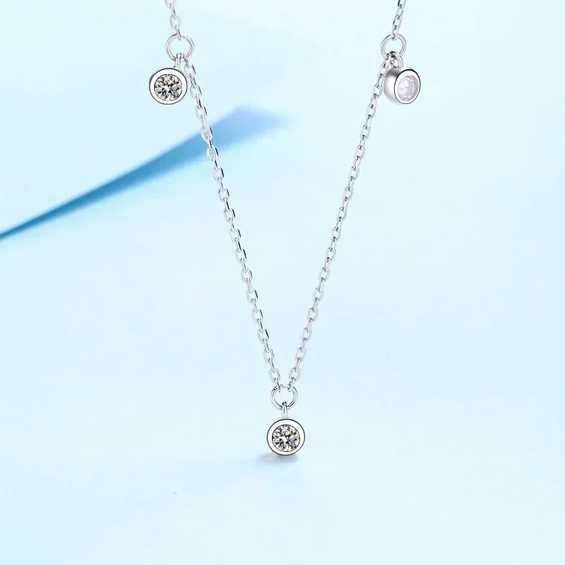 Sparkling Platinum Pt950 Collarbone Chain, 0.5ct Moissanite Star Necklace Pendant for Women Charm Wedding Fine Jewelry Gifts
