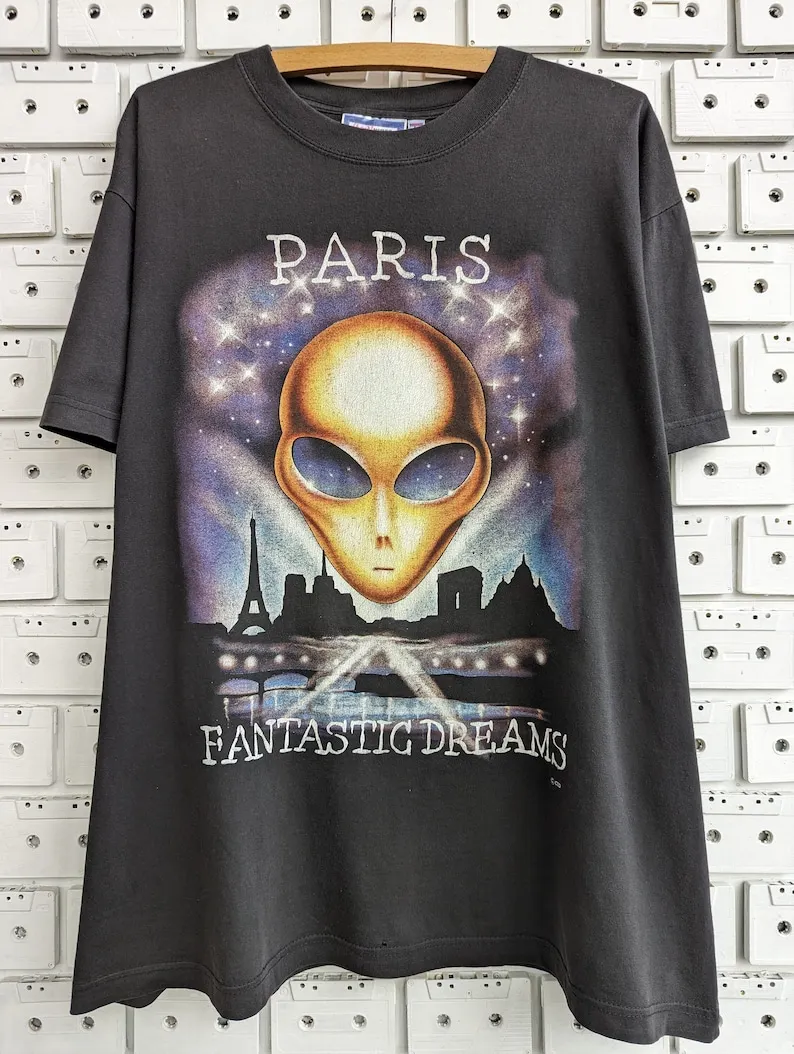 Vintage 90s AlienT-Shirt Paris Fantastic Dreams Alien Workshop Style UFO Print Tee Size L