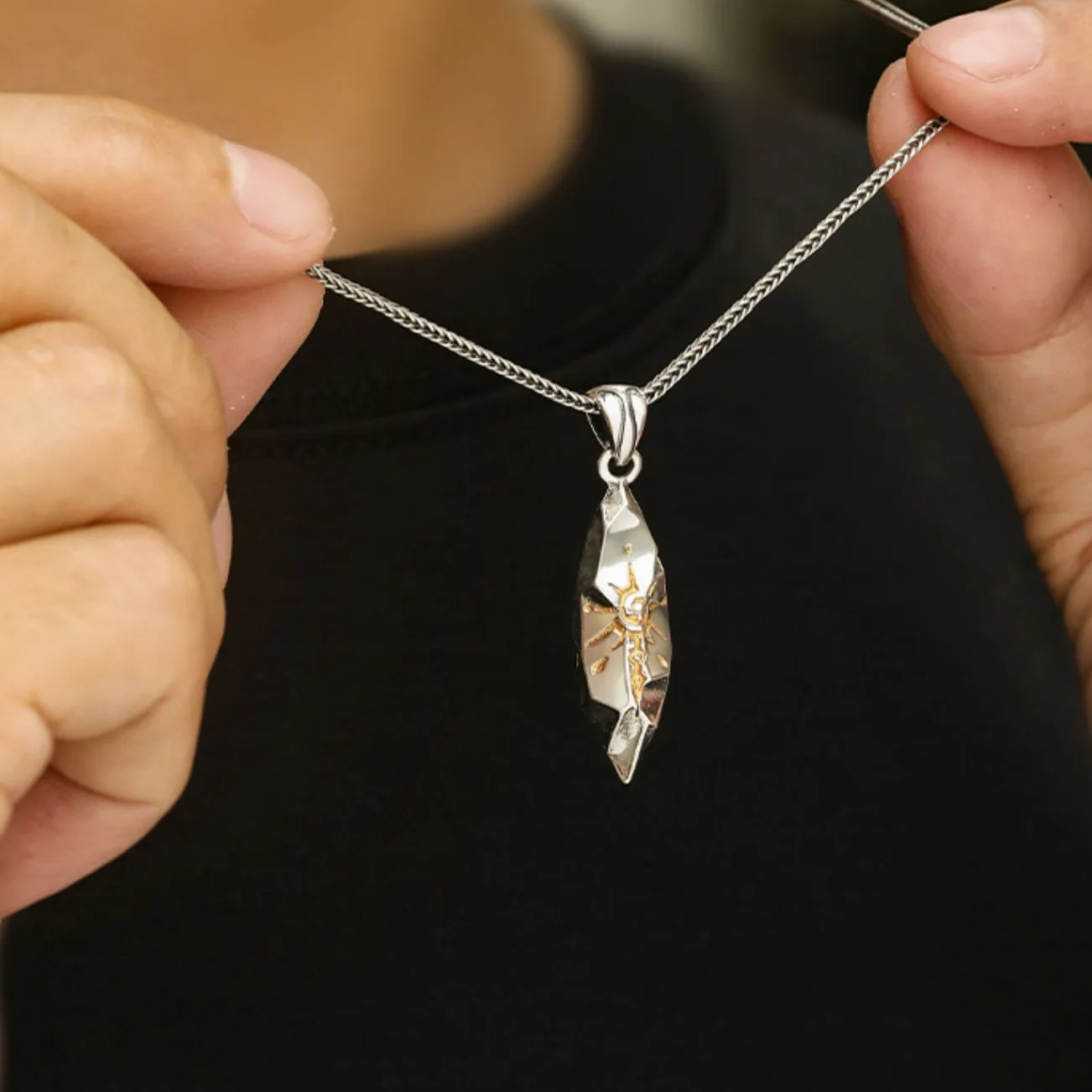 Silver retro wish stone men's necklace, trendy meteorite color matching, versatile, handsome, hip-hop high-end jewelry