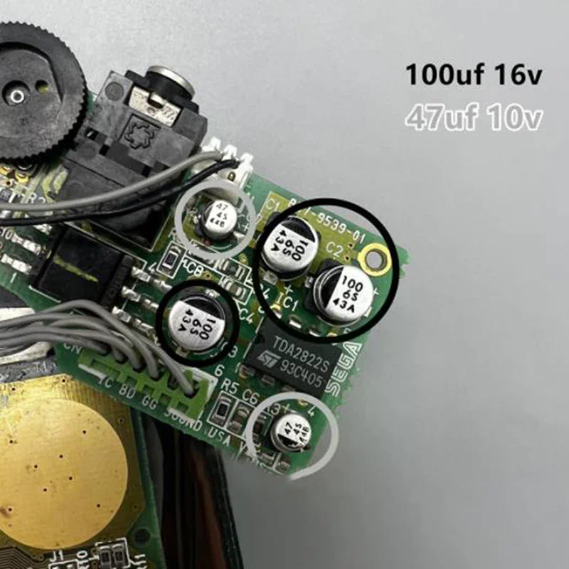 المكثفات لاستبدال إصلاح مكثفات اللوحة الأم Sega Gamegear Gg