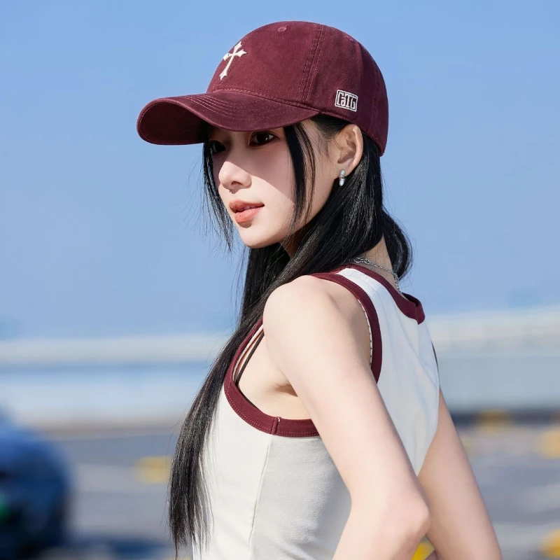 

Outdoor Sports Leisure Fashion Trend Sunscreen Cap Korean Version New Embroidery Cross Baseball Cap Men and Women Versatile Cap