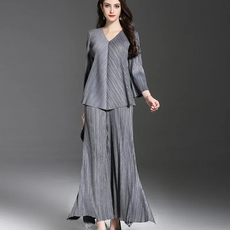 

Miyake Pleated Sets V-Collar Long Sleeve Pullover Tops High Waist Flare Pants Casual Style 2025 New Autumn