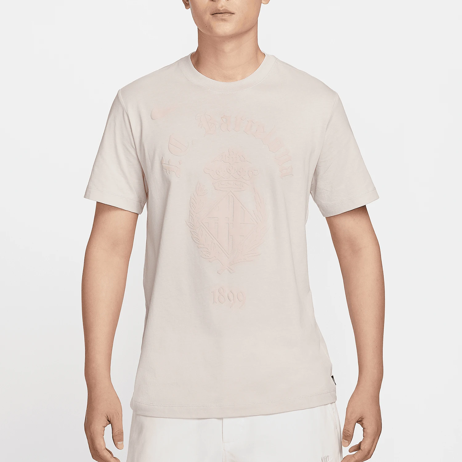 

Официальная мужская дышащая классическая футбольная футболка Nike HERITAGE с круглым вырезом HF0890-104