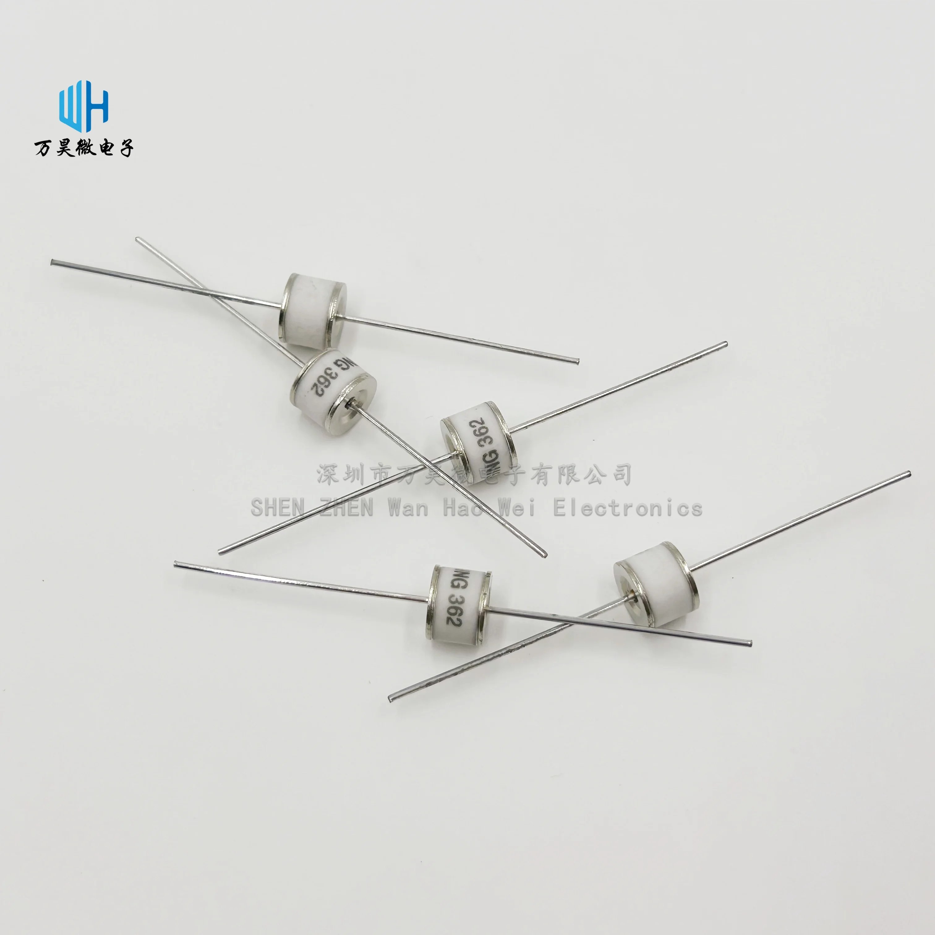10PCS/LOT 3600V ceramic gas discharge tube 8*6mm 10KA 2RM3600L-8 SXH81-362X 2R3600TB-8 SC2E8 B8G ZM86 3600V Surge protective