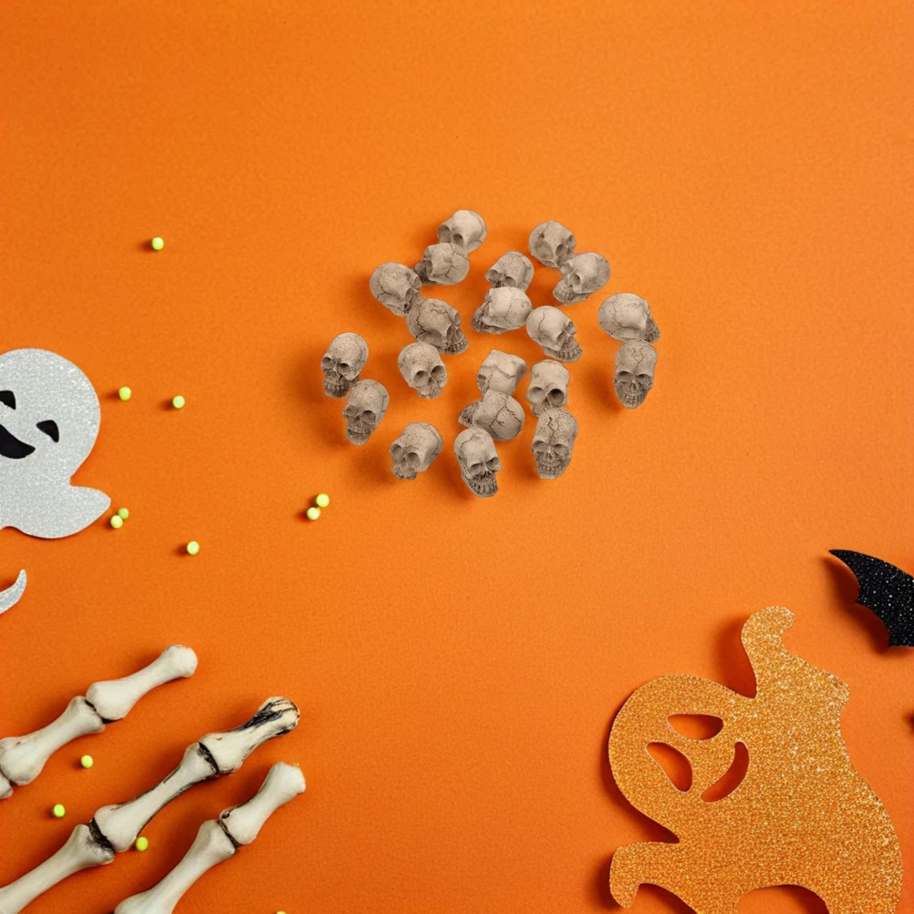 60pcs Mini Resin Skulls Gothic Halloween Decoration Light Brown Skull Heads Flower Pot Desk Ornament Garden Supplies