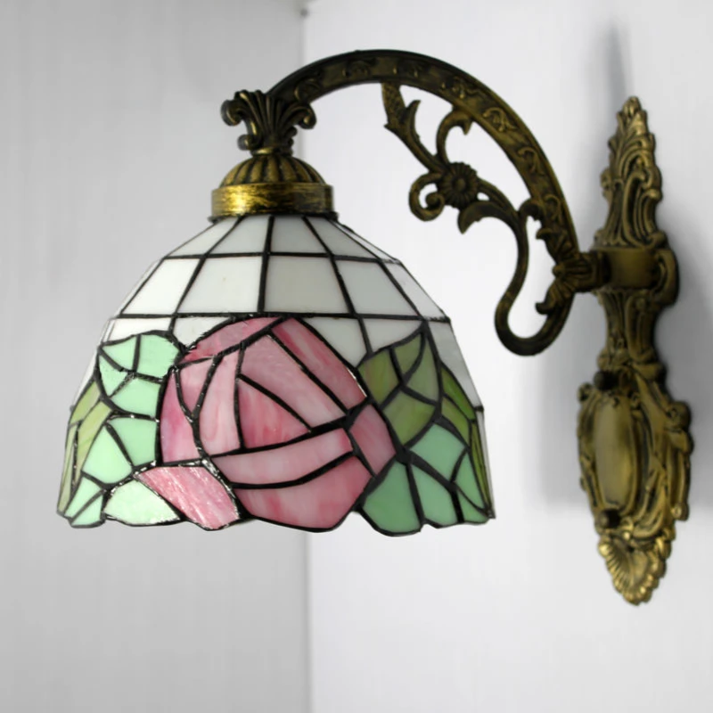 

Tiffany Retro Wall Lamps Vintage Stained Glass Rose Lampshade Indoor Wall Mounted Sconce Bedside Bedroom LED Decor Wall Light