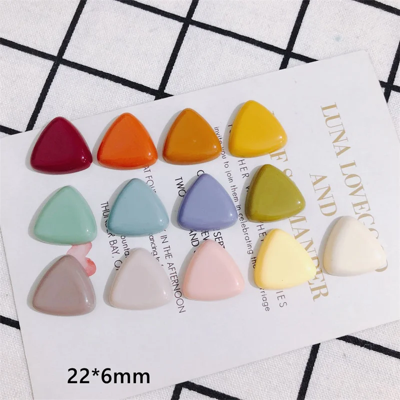 Free shipping 100pcs/lot color print 22mm geometry Triangle shape resin cabochon beads diy jewelry garment hair accessory