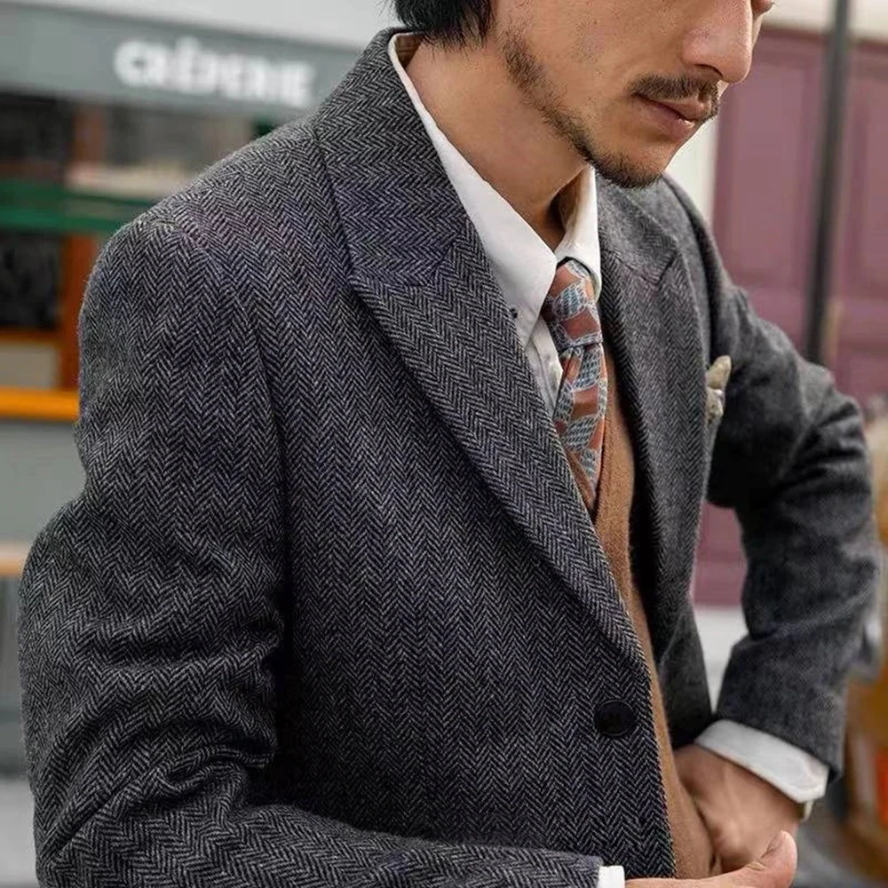 

Only Blazer 1PCS Men's Blazer Herringbone Two Buttons Prom Coat Tuxedos Wool Tweed Single Breasted Business/Wedding Jacket