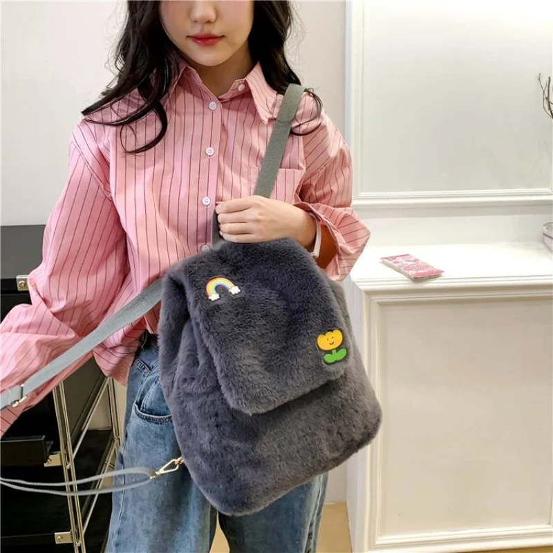 

Designer Style Elegant Leather Shoulder Bag: Women's Versatile Handbag With Crossbody Strap, Chic Ladies Fashion