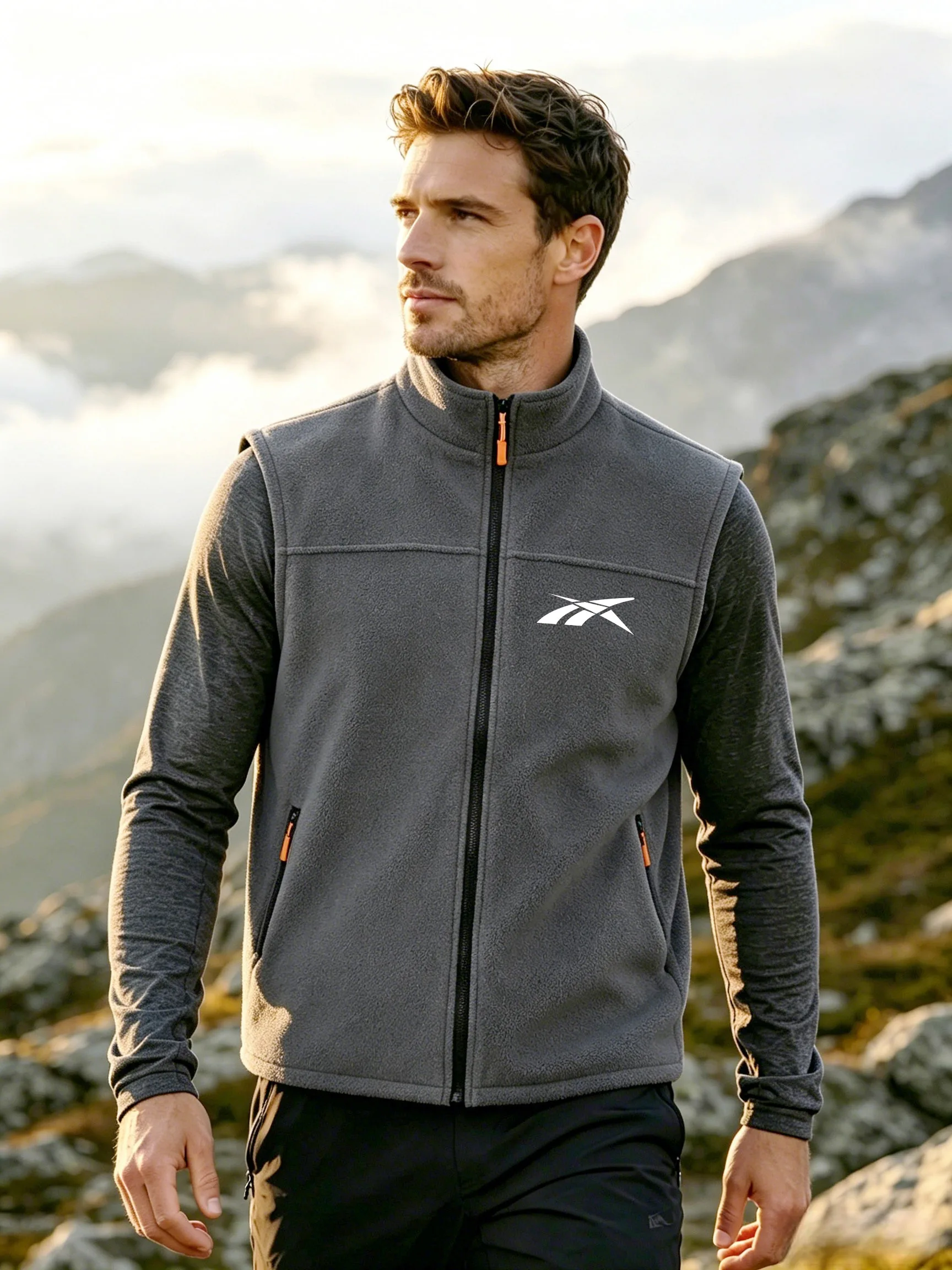 Autumn and Winter Men's Outdoor Leisure Fishing with Fleece Warm Fashion Vest Sports Leisure Windproof and Cold Proof Warm Vest