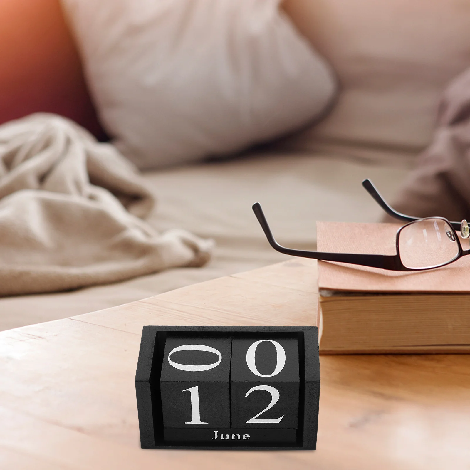 

Wooden Desktop Decor European Style Perpetual Block Calendar For Office Home Tabletop Standing Use Desktop Calendar Wood