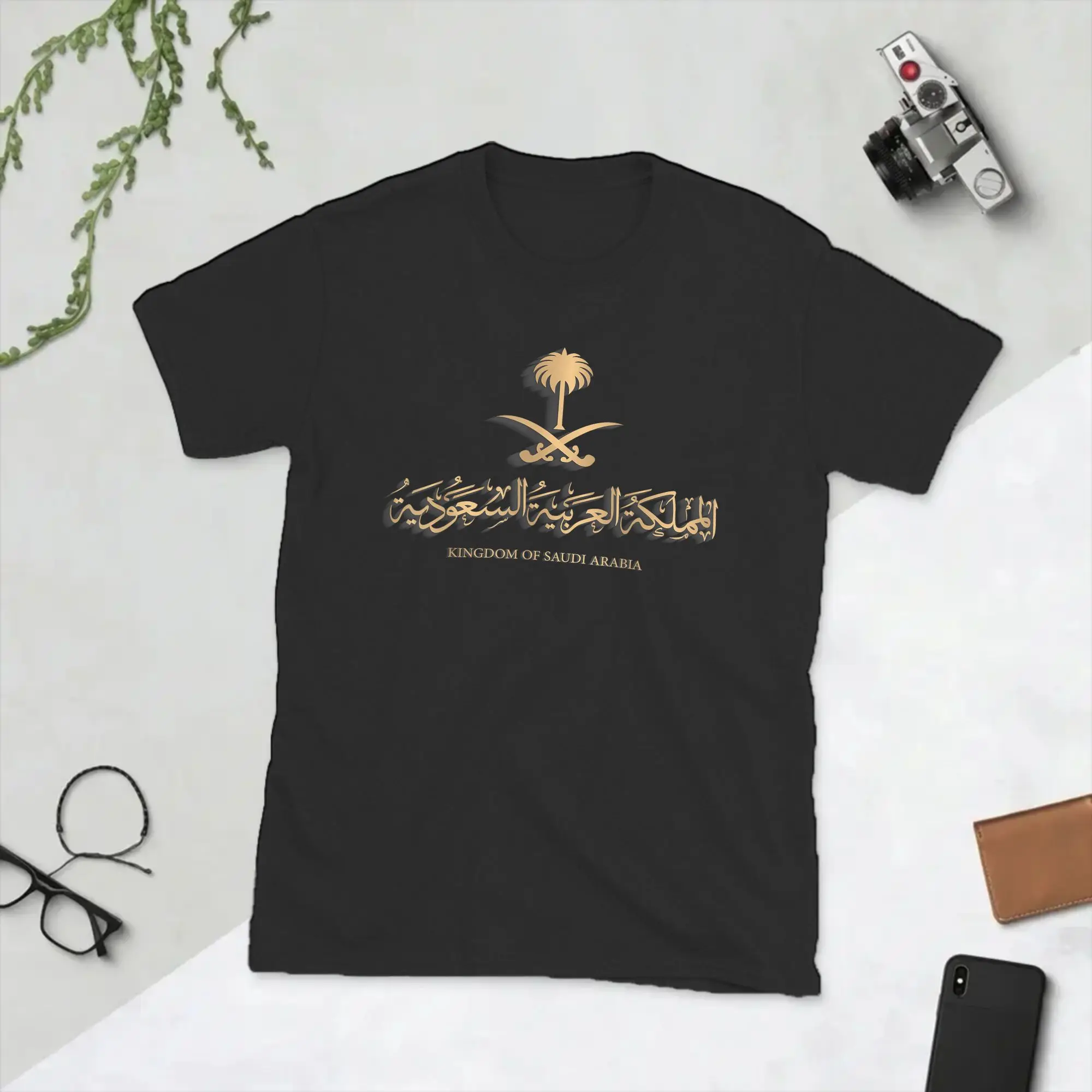 Golden Emblem of Saudi Arabia Men T Shirts Saudi National Day Tee Shirt Short Sleeve Round Neck T-Shirt 100% Cotton Clothing