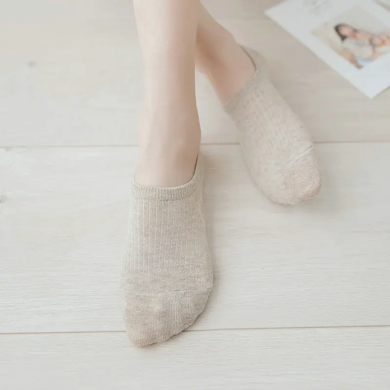 New model design Women's boat socks Invisible socks multicolour cotton materila Breathable thin socks Casual socks