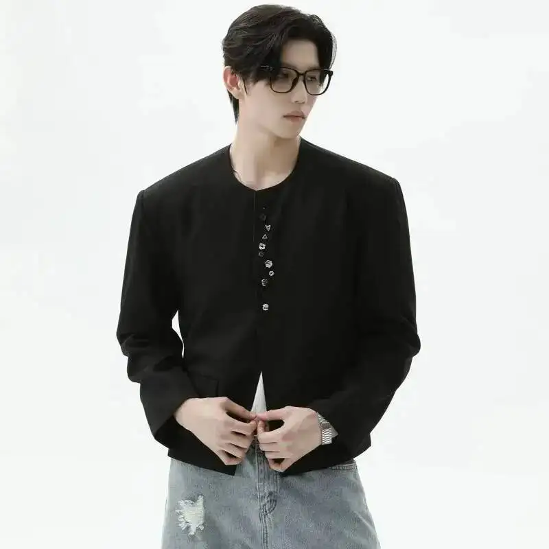 Niche Design Collarless Men's Blazer Jacket Irregular Button Design High End Casual Short Style Suit Coat 2026 New 9XCS8V