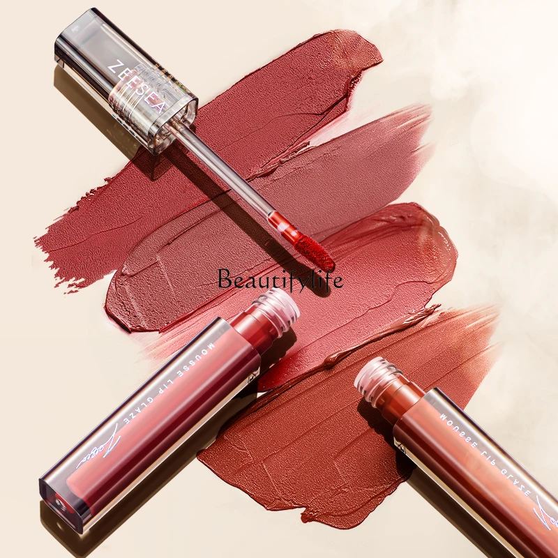 

Matte Finish Lipstick Is Not Easy to Fade Lip Lacquer