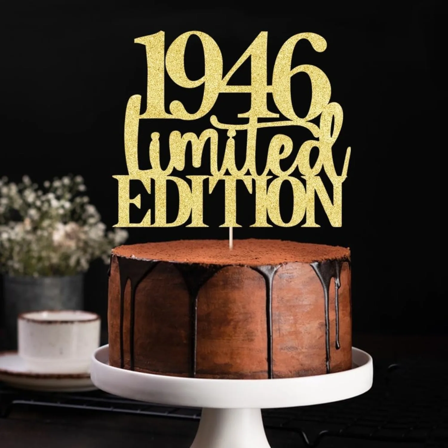 1 STÜCK 1946 80. Geburtstagstorte Topper, Prost auf 80 Jahre Gold Glitzer Kuchen Dekor, handgemachtes Geburtstagsgeschenk für Männer und Frauen – Detail 4