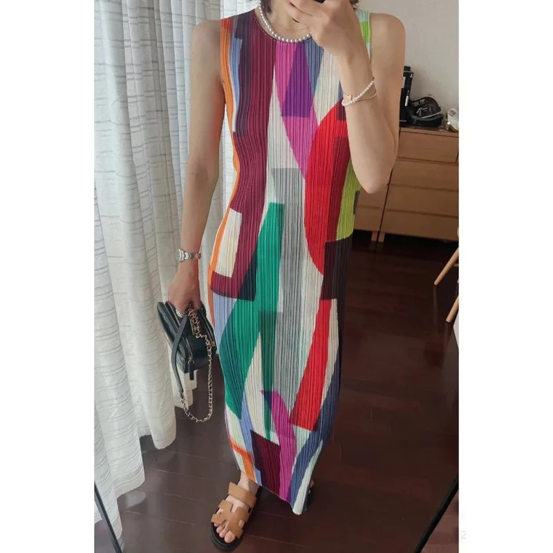 GGHK Pleated Women Casual Dress 2025 Summer New Round Neck Sleeveless Striped Printed Original Design Loose Large Size Dresses