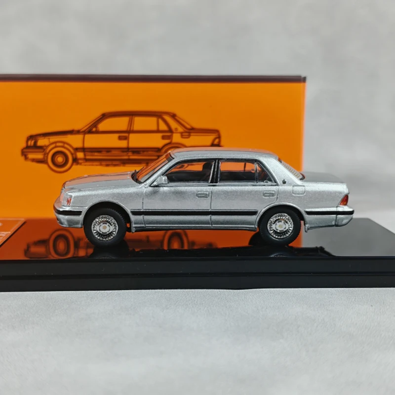 GCD 1:64 Crown JZS155 Royal Saloon 3.0 Alloy Car Diecasts & Toy Vehicles Car Model Miniature Scale Model Car For Children