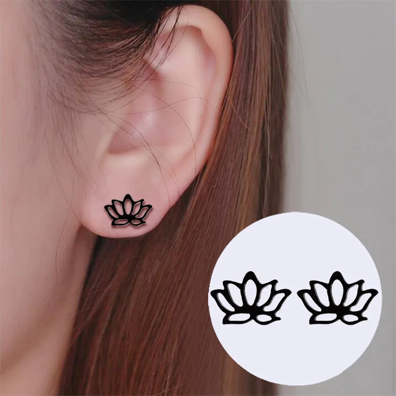 DIY accessories Stainless steel Christmas stud earrings ins fashion galloping deer head bear paw thousand paper crane rose geome