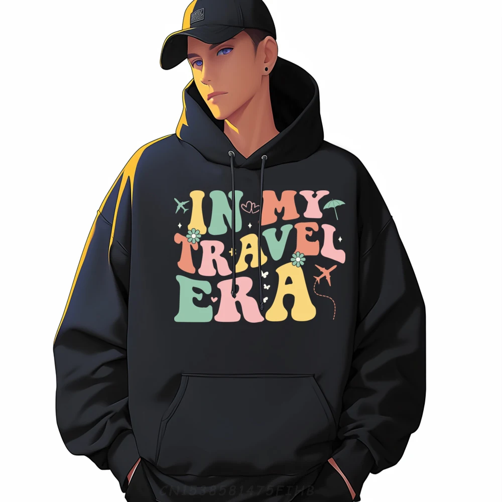 

In My Travel Era Airplane Adventure Cute Travel Lover Red And Black Graphic Hoodies Camisas De Hombre Luxury