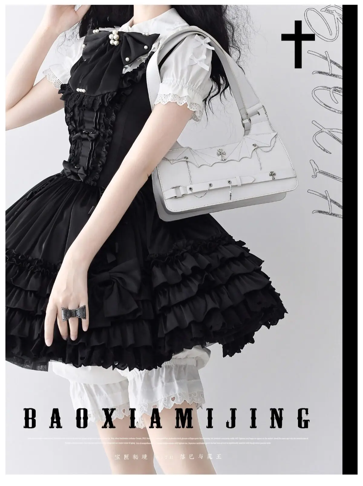 

Japanese Original Dark Goth Lt Bag Women's Splicing Oblique Span Bag Bat-shaped Solid Color Simple Shoulder Handbag for Women