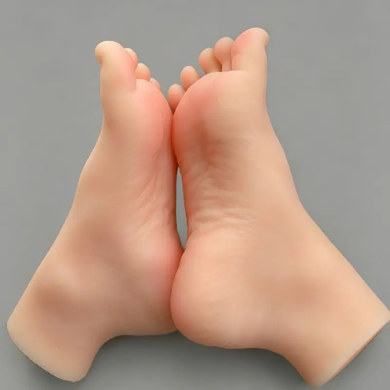 Mini 18cm TPE Female Foot Model Realistic Nail Art Practice Mannequin Small Life Size Shoe Sock Display Prop Simulation Soft